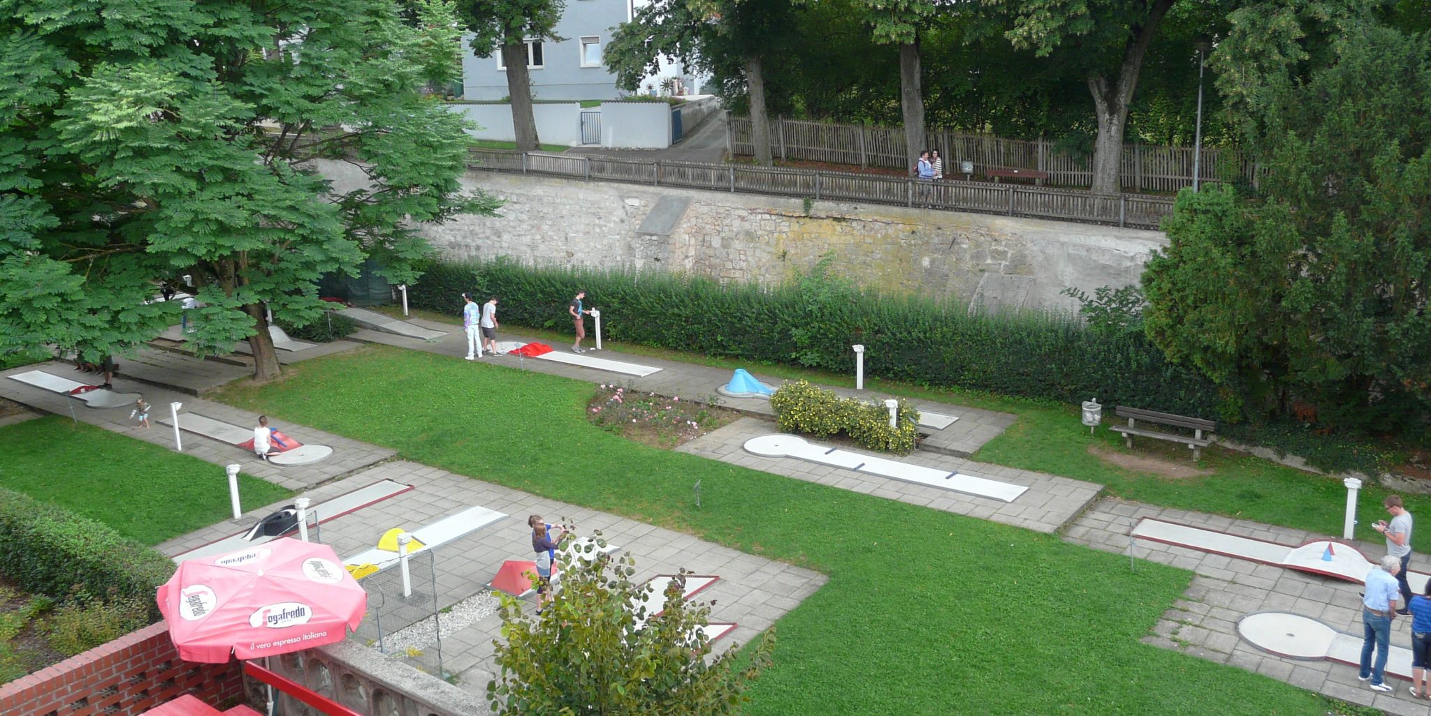 Minigolfplatz an der Berger Mauer in Nördlingen