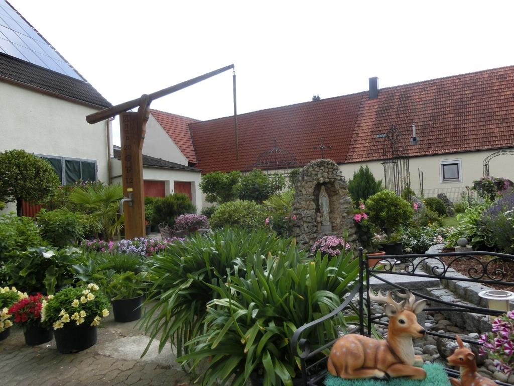 Garten des Bauernhofmuseums in Laub