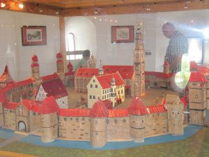 Modell der Stadtmauer um Nördlingen
