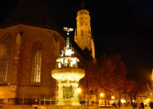 St. Georgskirche,Kirchturm Daniel,Kriegerbrunnen