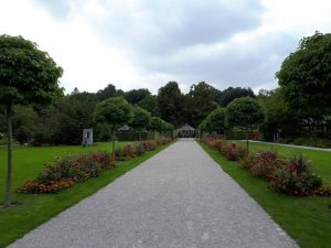 Botanischer Garten Augsburg Schotterweg