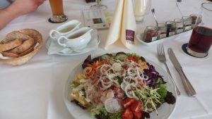 Salat im Genießer HOtel Lodner Lauingen