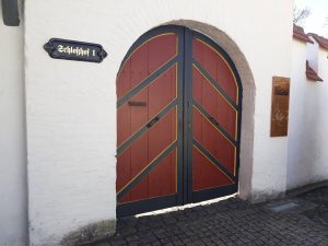 Leipheim Schlosshof EIngang