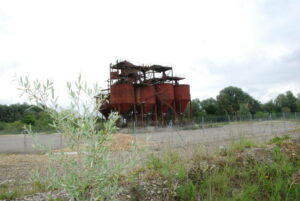 Das Industriedenkmal am ehemaligen Kieswerk nahe Riedhausen