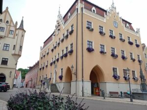 Rathaus Donauwörth mit Glockenspiel